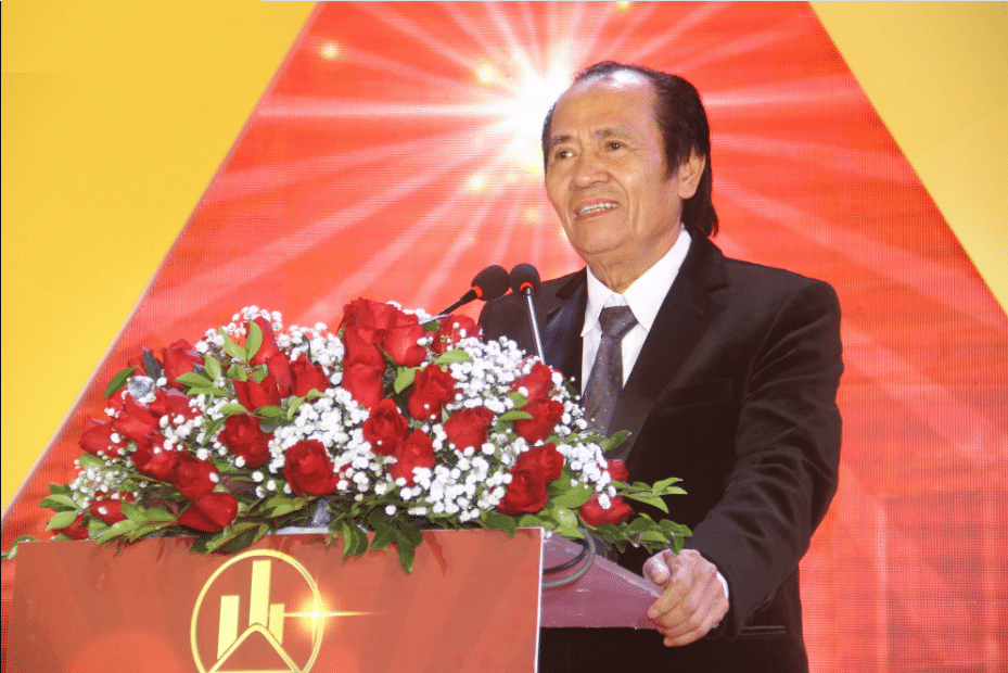Mibet 12 Tác giả Mibet - Nguyễn Ngọc Mỹ